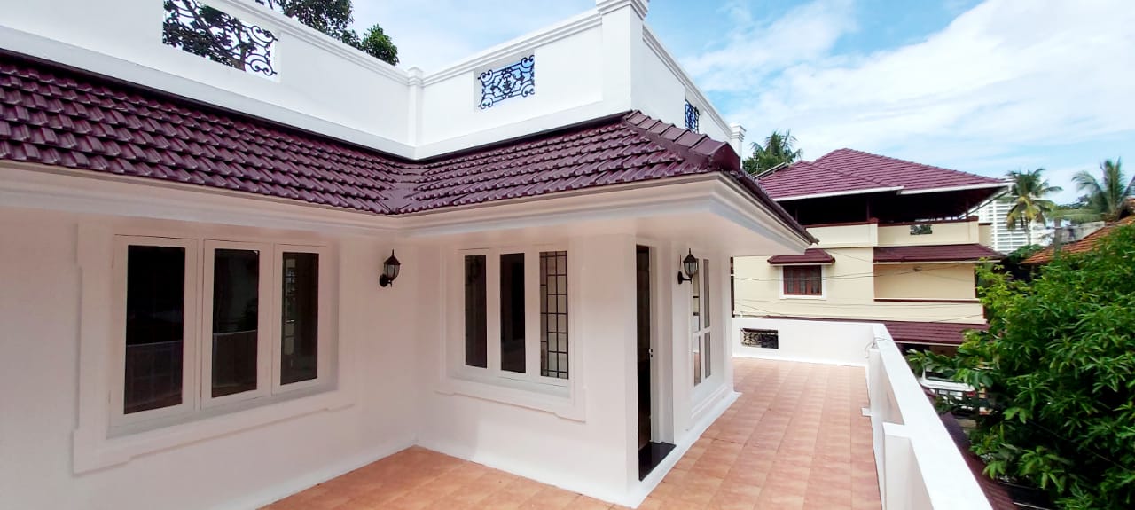 villas in ernakulam for sale