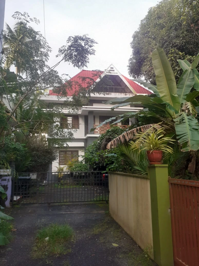 luxury villas in kochi