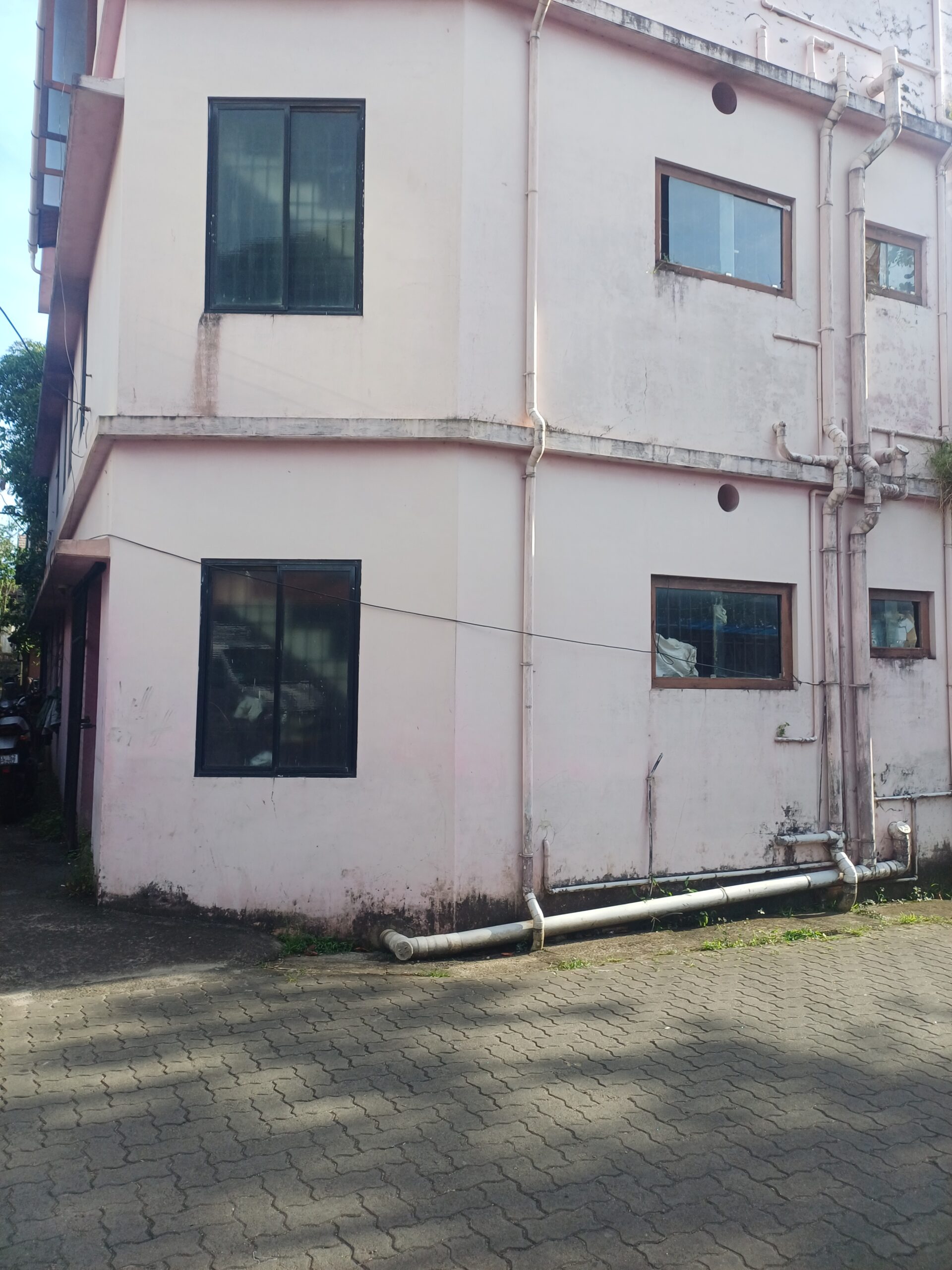 hostels in ernakulam