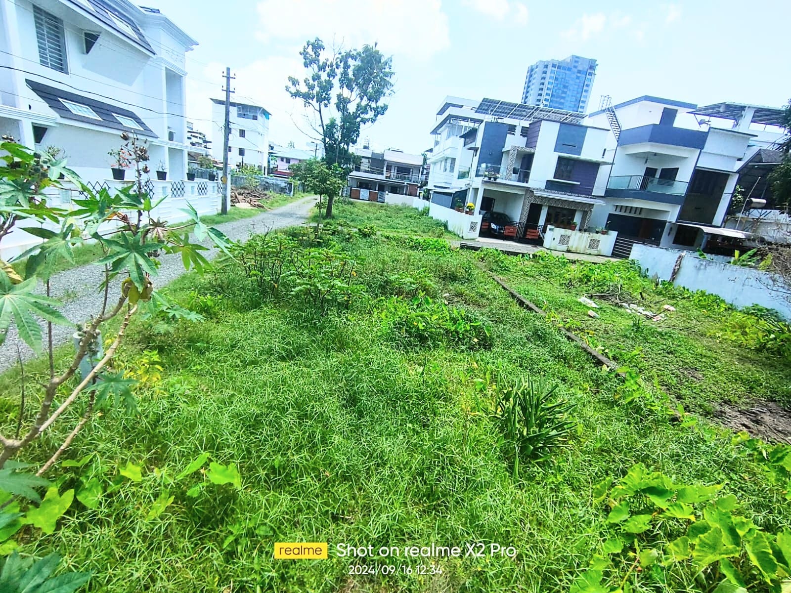 Residential Land / Plots in Chakkaraparambu Kochi