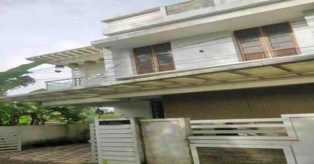 House in Kochi