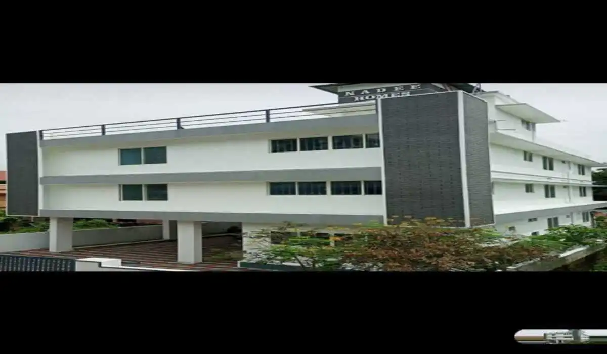 Men's Hostel for Sale Near Infopark